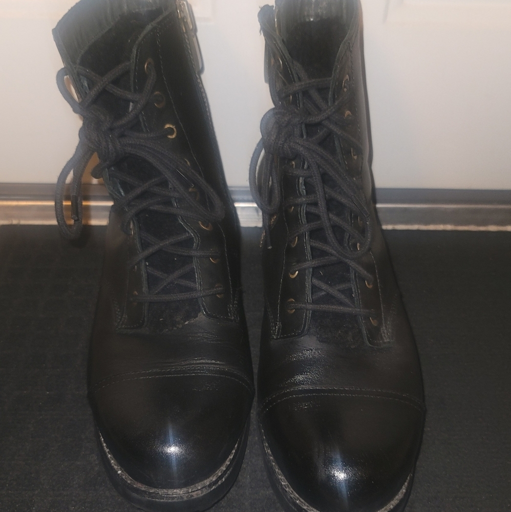UGG Kilmer Combat Boots size 11